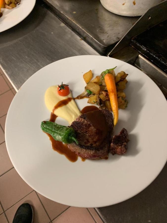 Hotel Restaurant Txistulari Itxassou Exteriör bild